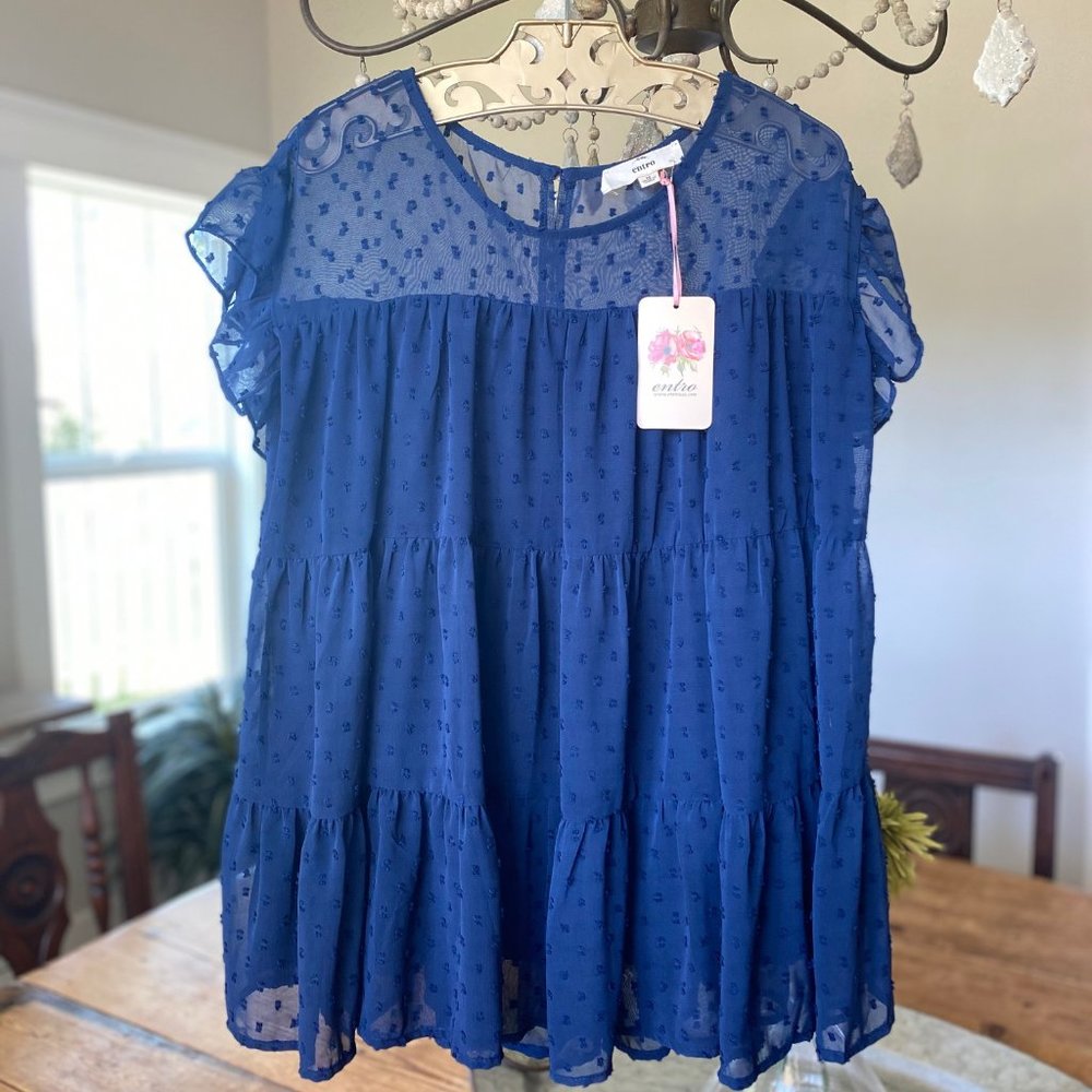 NEW - Entro Ruffle Dotted Texture Top